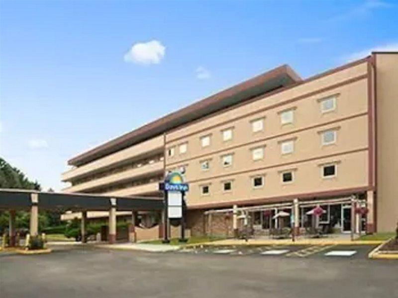 Days Inn Oil City Conference Center Dış mekan fotoğraf