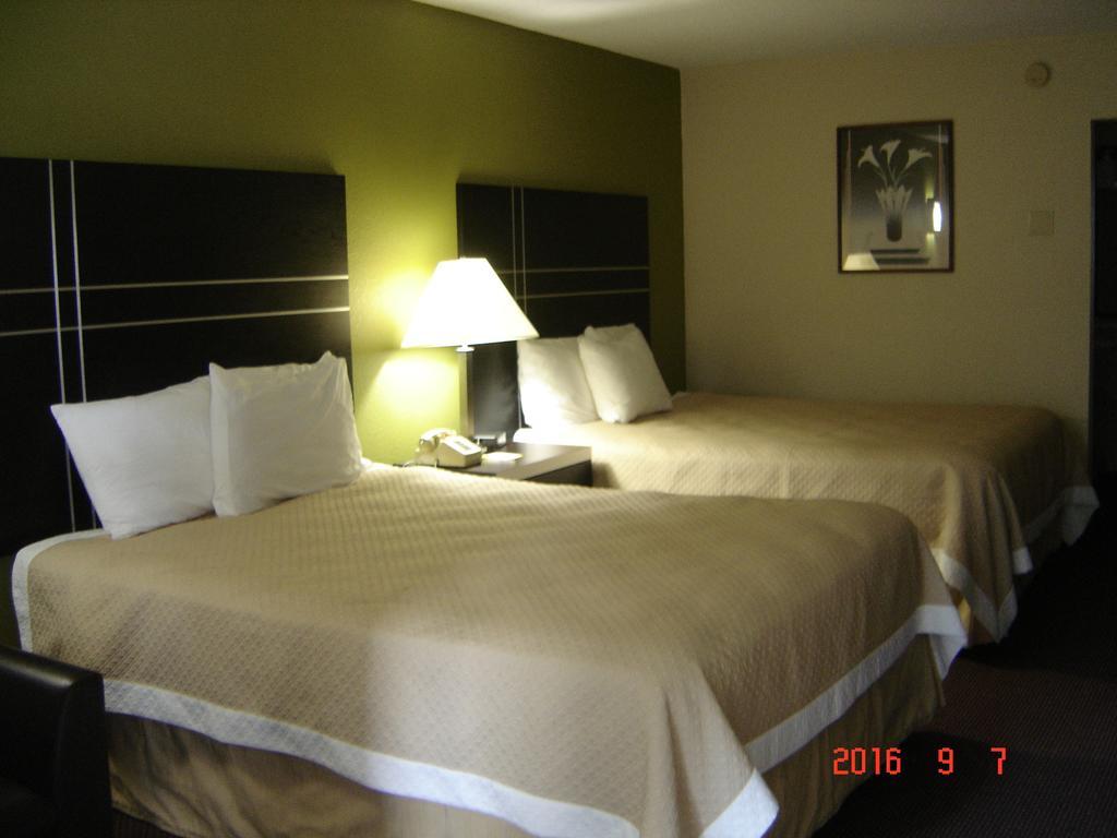 Days Inn Oil City Conference Center Dış mekan fotoğraf