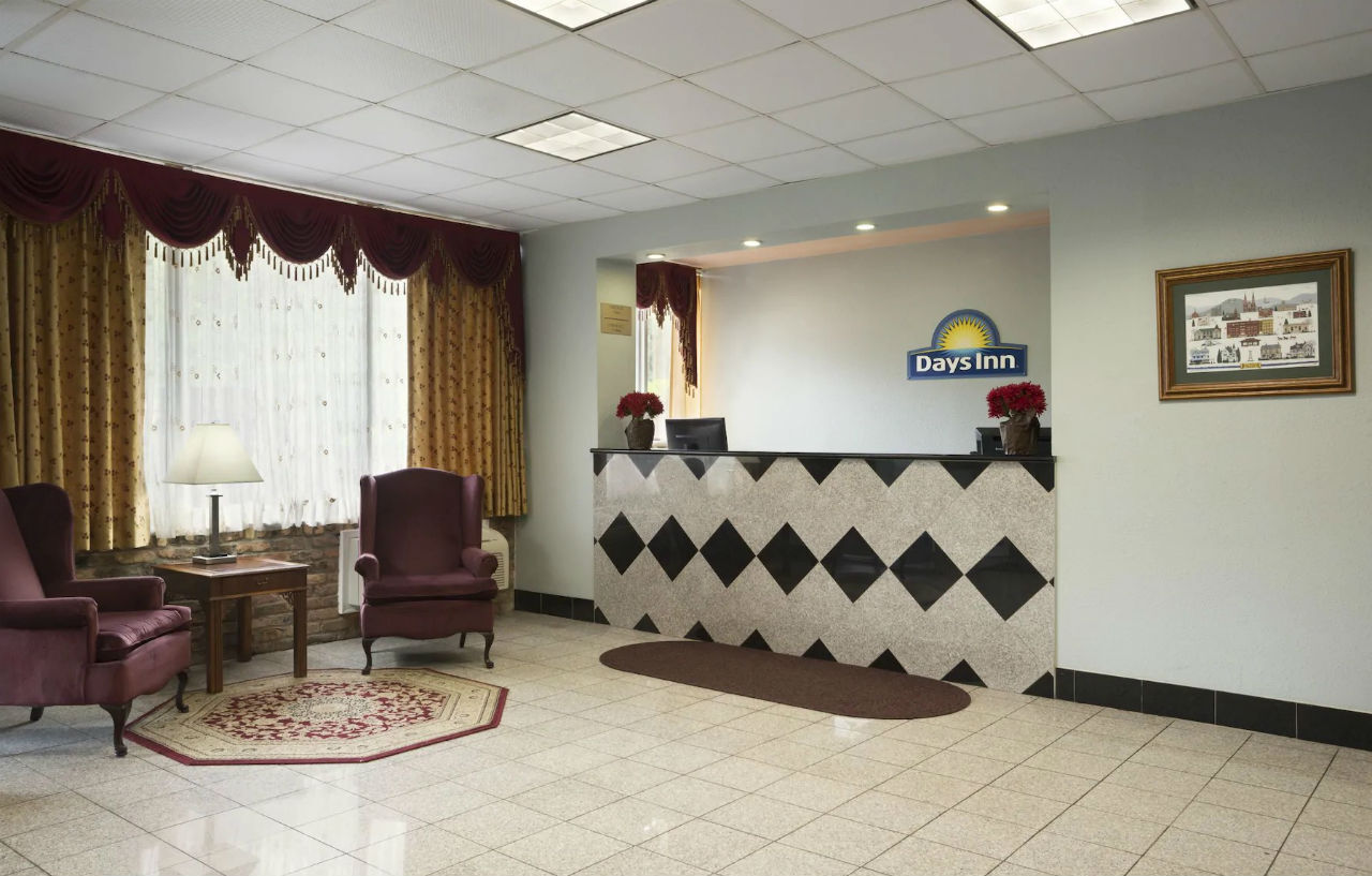 Days Inn Oil City Conference Center Dış mekan fotoğraf